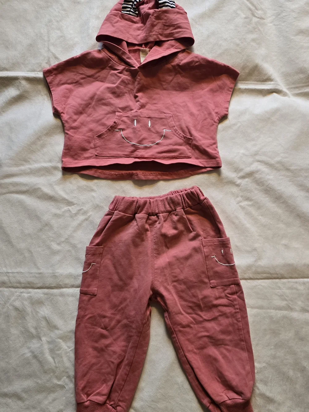 Fashion Baby 2 Piece Hoodie Jogger Set 9 Months Dusty Pink Smiley Outfit